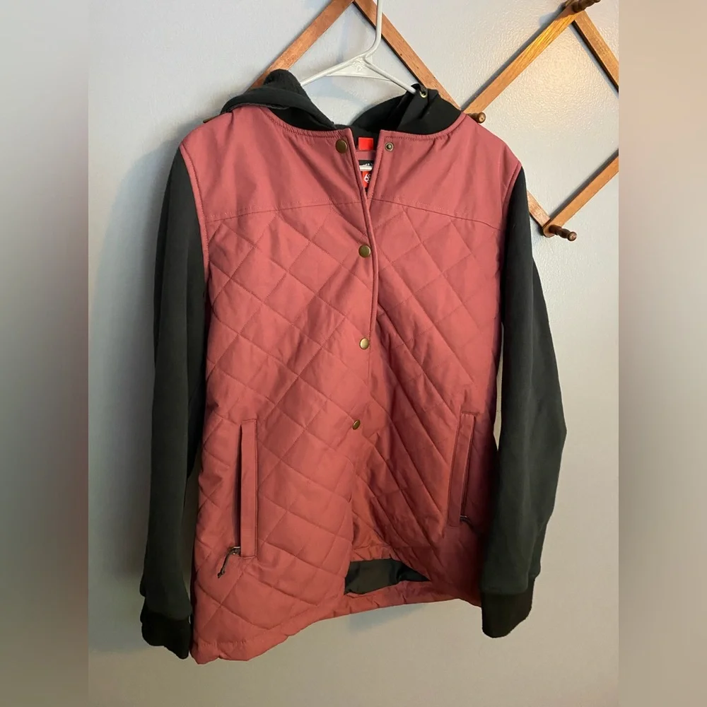 686 Quilted Jacket - Picture 2 of 7